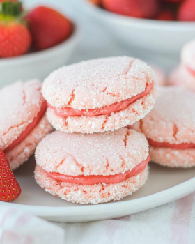 Soft Strawberry Cake Mix Sandwich Cookies: A Sweet Bite of Nostalgia