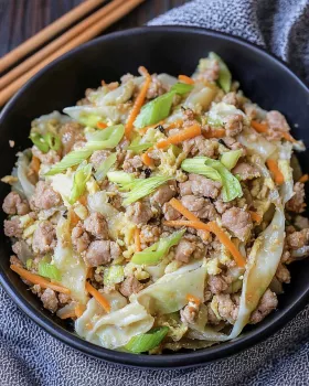 Egg Roll in a Bowl: A Quick, Tasty Dinner Delight!