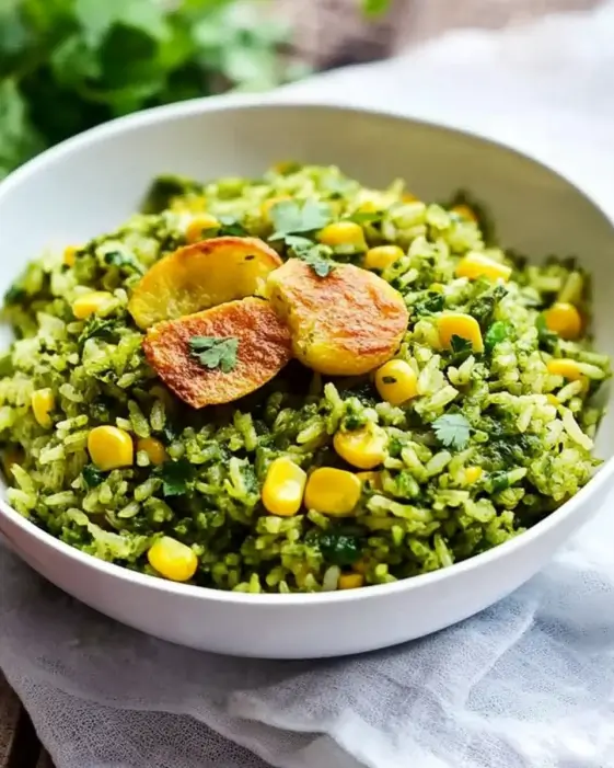 Green Mexican Rice with Corn: A Flavorful Recipe to Try!