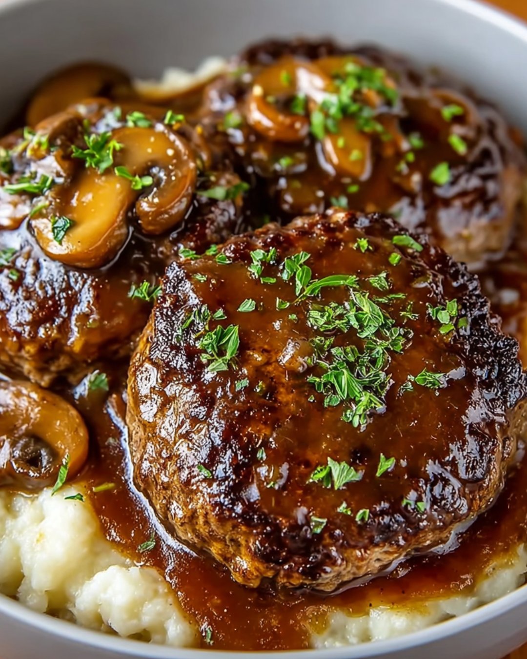 Salisbury Steak: Try This Delicious Homemade Recipe!
