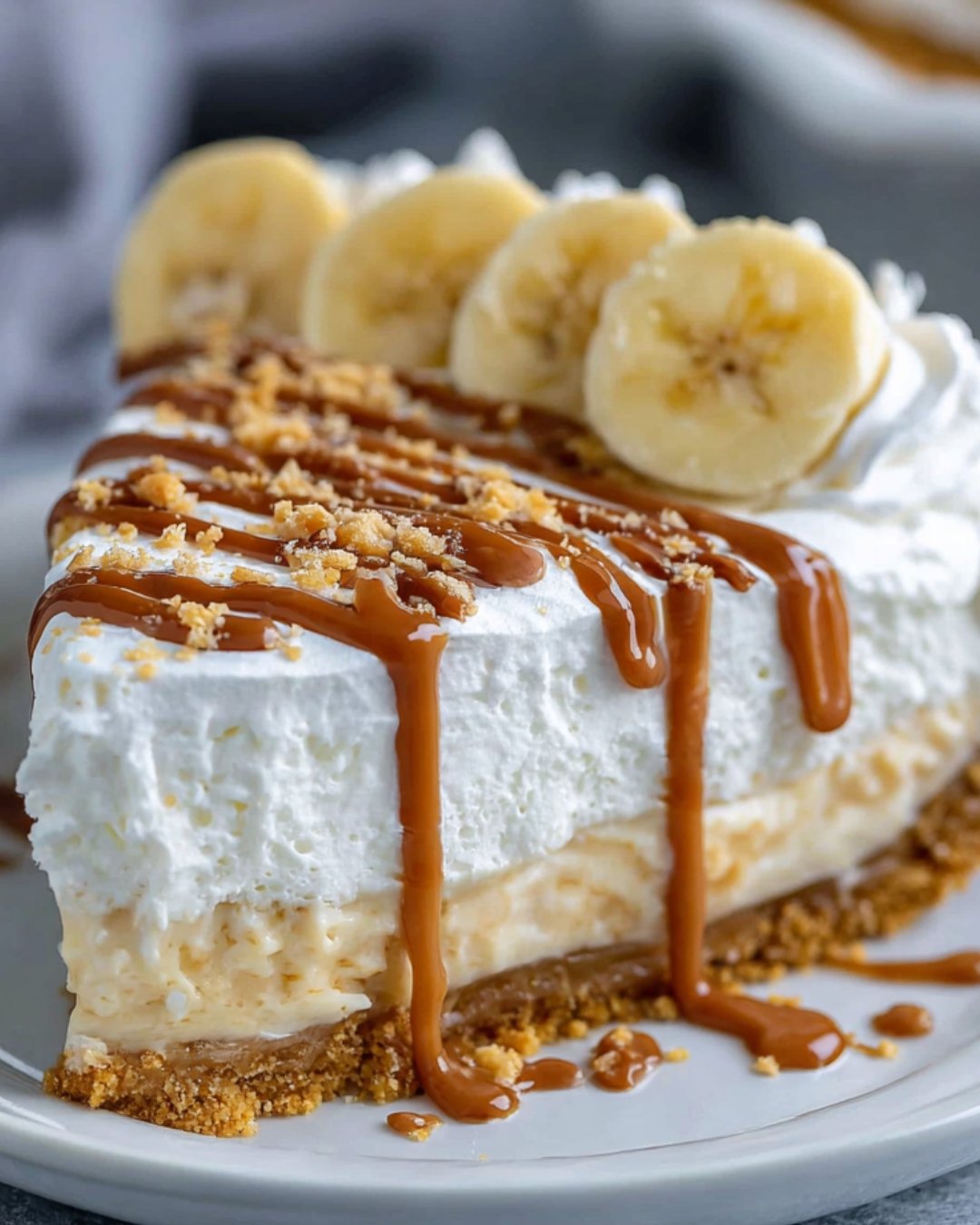 White Chocolate Golden Oreo Cheesecake: Indulge Today!